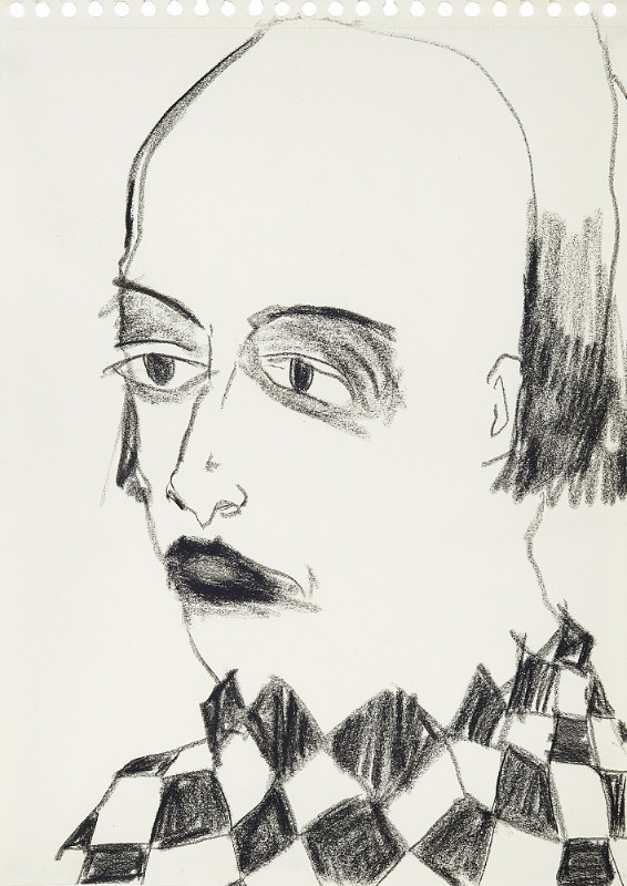 Portrait eines Mannes im Clownskostüm in schwarzweiß