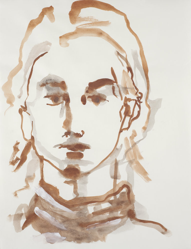 Portrait junge Frau in braun